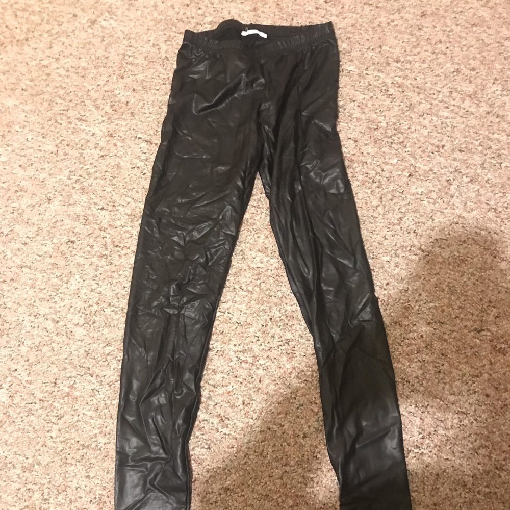 Faux leather leggings